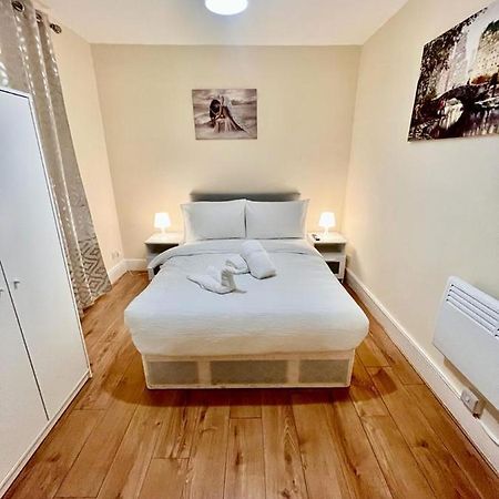 伦敦Studio Flat In Colliers Wood公寓 外观 照片