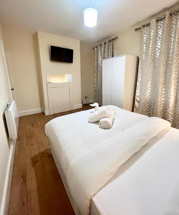 伦敦Studio Flat In Colliers Wood公寓 外观 照片
