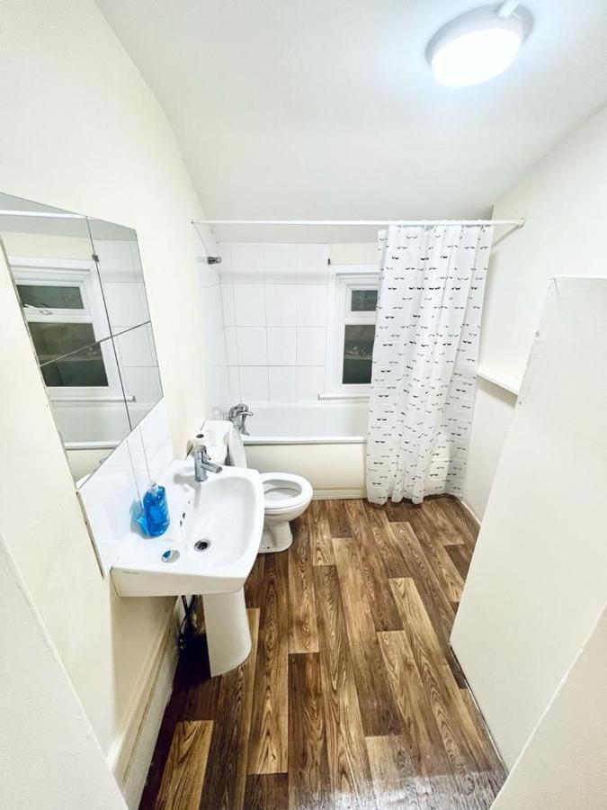 伦敦Studio Flat In Colliers Wood公寓 外观 照片