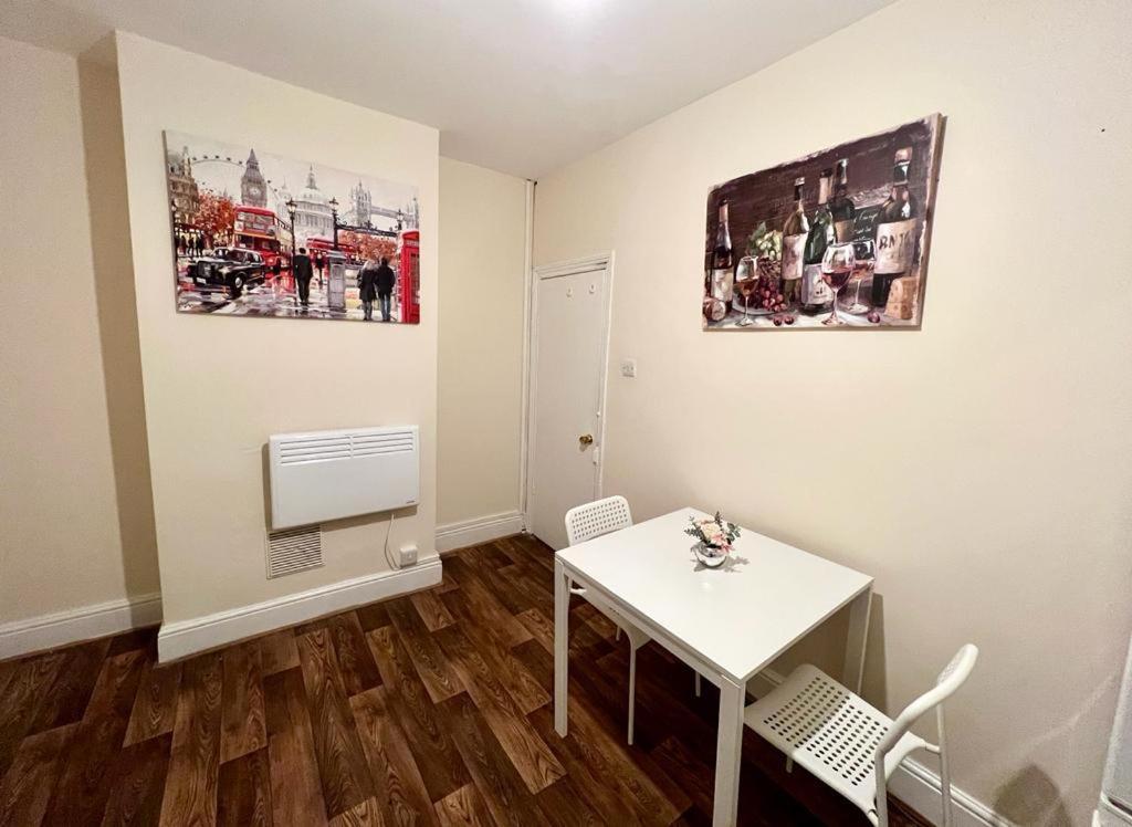 伦敦Studio Flat In Colliers Wood公寓 外观 照片